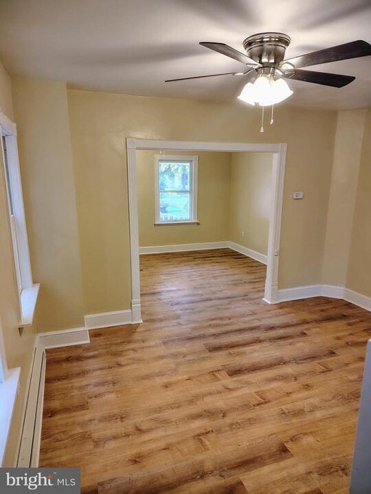 234 S Illinois Ave in Martinsburg, WV - Building Photo