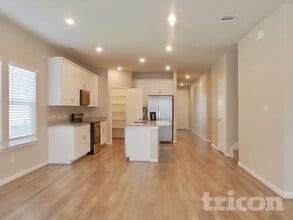 5915 Noah Pl in Saint Hedwig, TX - Building Photo - Building Photo