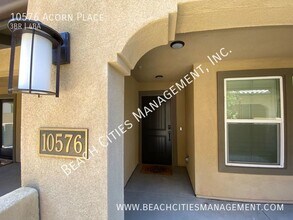 10576 Acorn Pl in Los Alamitos, CA - Building Photo - Building Photo