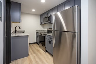 2436 Belvedere Ave in Knoxville, TN - Building Photo - Interior Photo