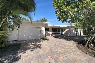 2031 NE 14th Ct in Fort Lauderdale, FL - Building Photo - Building Photo