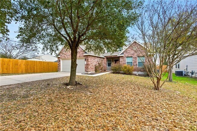 354 Camelia Pkwy in Kyle, TX - Building Photo - Building Photo