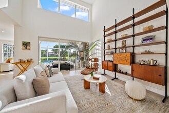 8320 Heritage Club Dr in West Palm Beach, FL - Building Photo - Building Photo