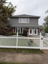 26 Grand St S in Westbury, NY - Building Photo