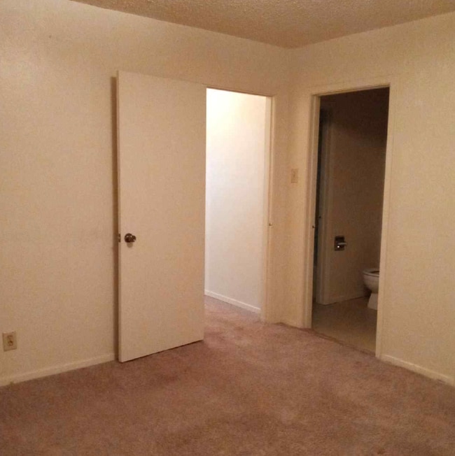 60 W Elmwood Dr in Monroe, LA - Building Photo - Building Photo