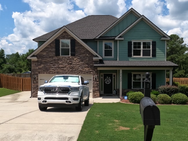 property at 5425 Victoria Falls