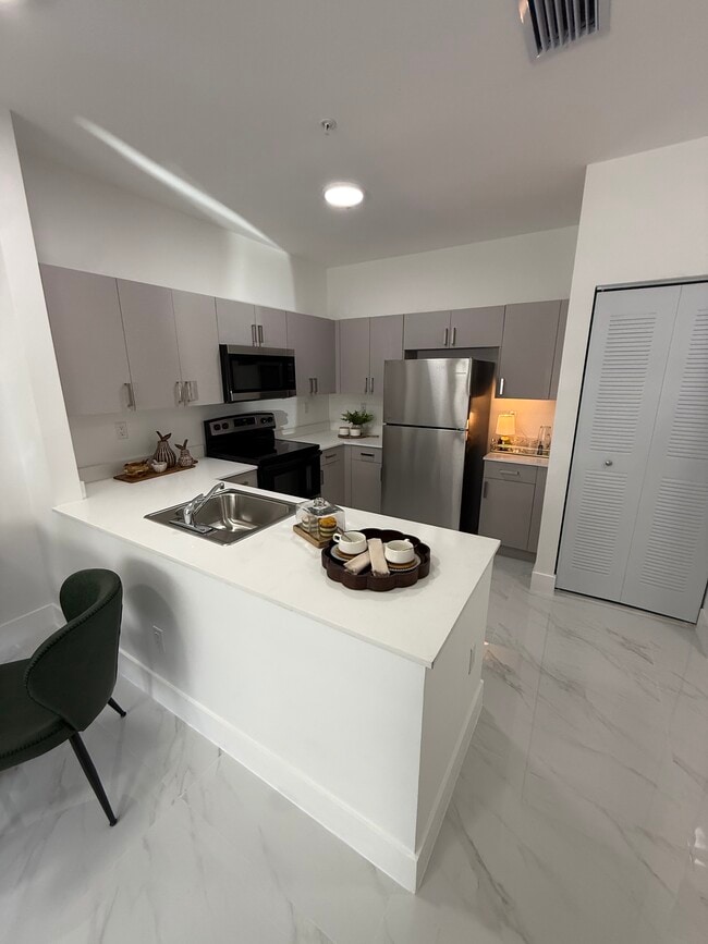 property at 972 E 28th St