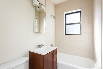 4034 N Ashland Ave in Chicago, IL - Building Photo - Building Photo