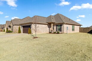 131 Rita Ann Wy in Meridianville, AL - Building Photo