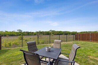 132 Plumed Thistle Dr in Fort Worth, TX - Building Photo - Building Photo