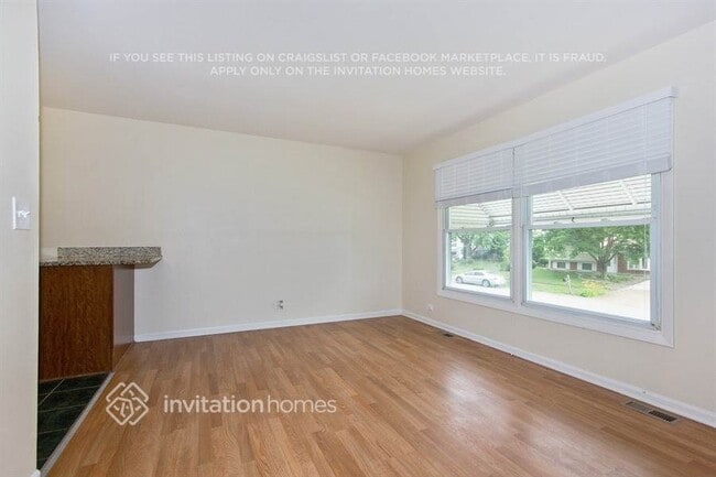 113 Davis Ct in Bolingbrook, IL - Building Photo - Building Photo