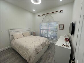 22040 Altona Dr in Boca Raton, FL - Building Photo - Building Photo