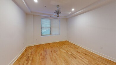 150 Saint Paul St, Unit 202 in Brookline, MA - Building Photo - Building Photo