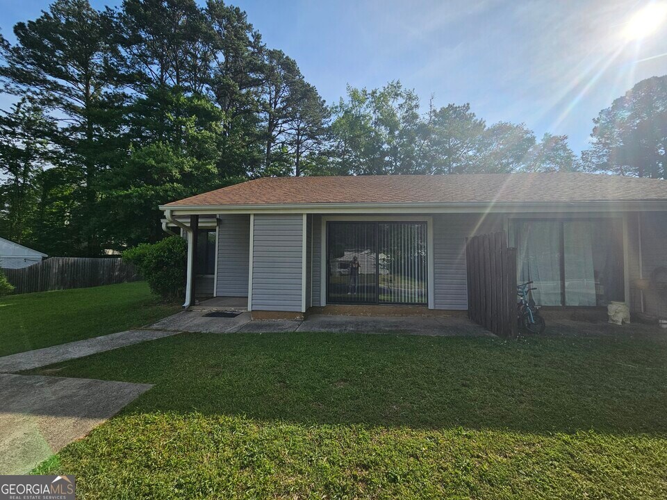 114 Morgans Turn in Peachtree City, GA - Building Photo
