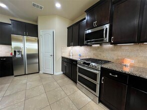 10806 Owyhee Vw in Austin, TX - Building Photo - Building Photo