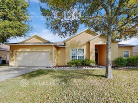 3884 Wood Thrush Dr in Kissimmee, FL - Building Photo