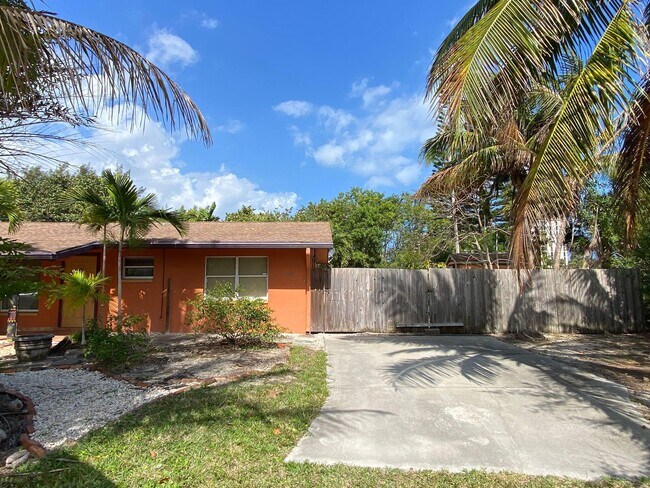property at 4205 N Hwy A1A