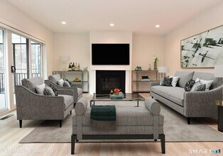 125 Richards Ave in Norwalk, CT - Building Photo - Building Photo