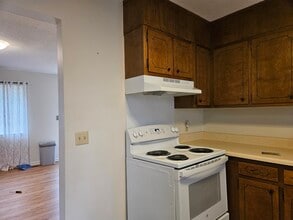 303 S Germantown Rd, Unit B in Chattanooga, TN - Foto de edificio - Building Photo