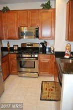 3851 Aristotle Ct, Unit 208 in Fairfax, VA - Building Photo - Building Photo