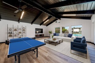 Palmera in Chula Vista, CA - Building Photo