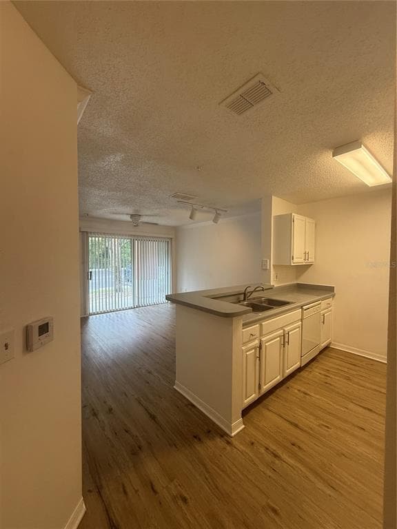 1949 Summer Club Dr in Oviedo, FL - Building Photo - Building Photo