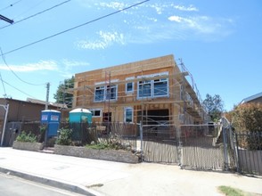 6045 Cleon Ave in North Hollywood, CA - Building Photo - Building Photo