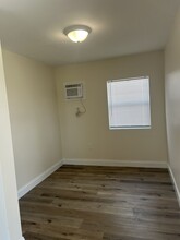 227 W 16th St in West Palm Beach, FL - Building Photo - Building Photo
