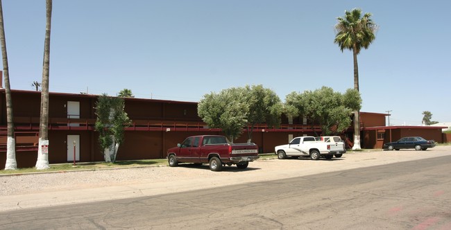 California Apartments in Chandler, AZ - Building Photo - Building Photo