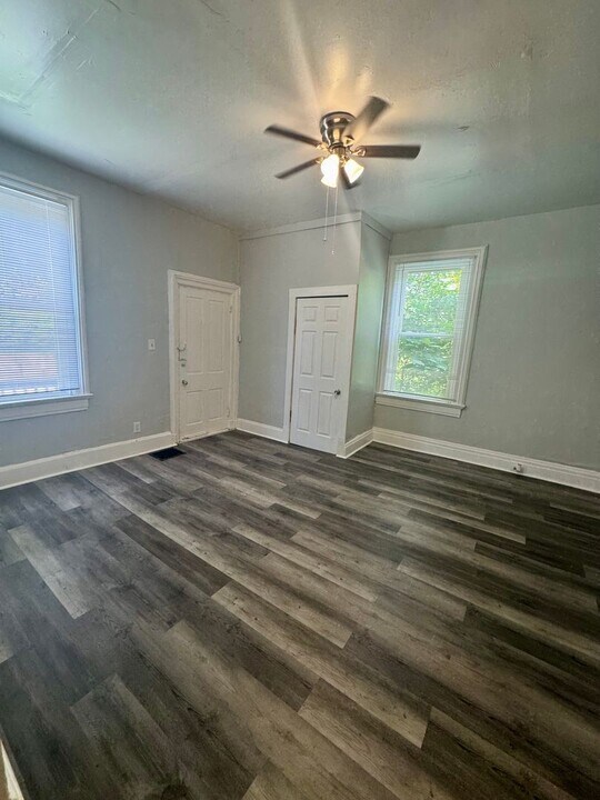 2714 May St in Cincinnati, OH - Building Photo