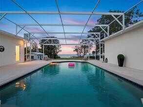 1021 Temple Grove Pl in Winter Garden, FL - Building Photo - Building Photo