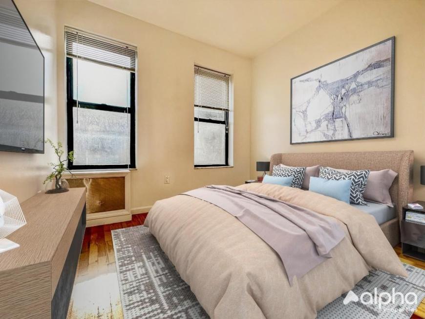 2033 2nd Ave in New York, NY - Building Photo