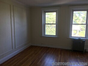 4 Vinal St, Unit 11 in Boston, MA - Building Photo - Building Photo