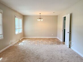 203 Lanewood Dr in Greenville, SC - Building Photo - Building Photo