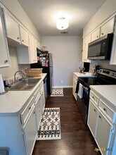 1111 Hazelton St in San Marcos, TX - Building Photo - Building Photo