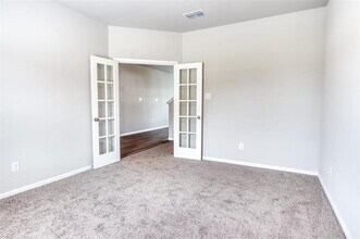 3918 Switchgrass Grv in Venus, TX - Building Photo - Building Photo