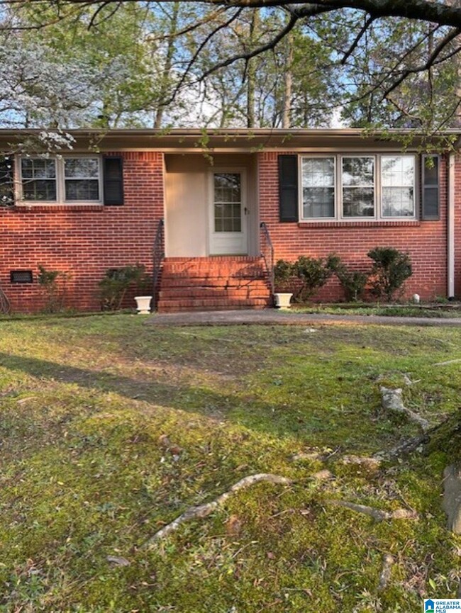 property at 4025 Montclair Rd