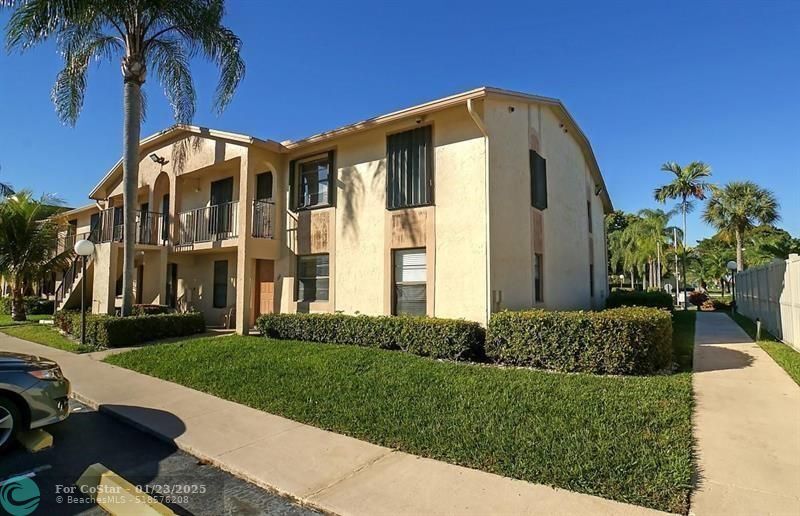 9466 Boca Cove Cir in Boca Raton, FL - Building Photo