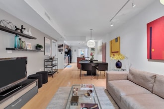 912 F St NW, Unit 102 in Washington, DC - Building Photo - Building Photo