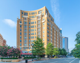 Lyon Place at Clarendon Center in Arlington, VA - Building Photo - Building Photo