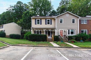 5935 Dixon Dr in Raleigh, NC - Building Photo