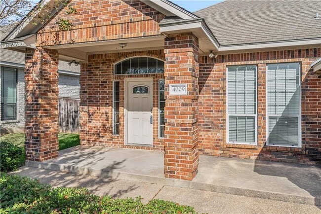4009 Reatta Ln in College Station, TX - Building Photo - Building Photo