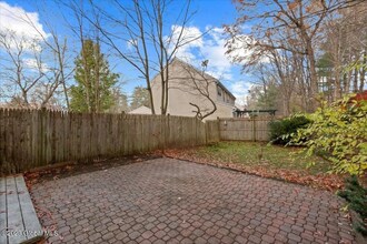 8 Haystack Rd E in Clifton Park, NY - Building Photo - Building Photo