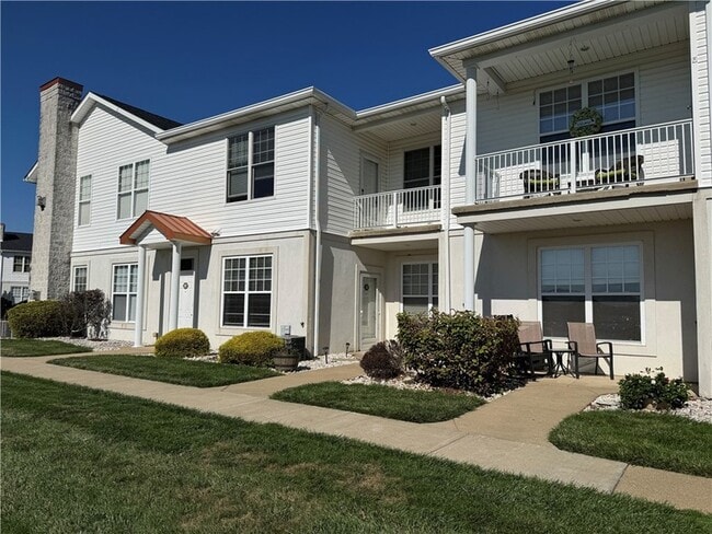 219 Adams Pointe Blvd in Mars, PA - Foto de edificio - Building Photo
