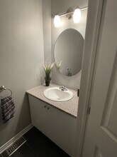 52 Evelyn Powers Pvt in Ottawa, ON - Building Photo - Building Photo