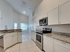 2808 Berkshire Cir in Kissimmee, FL - Building Photo - Building Photo