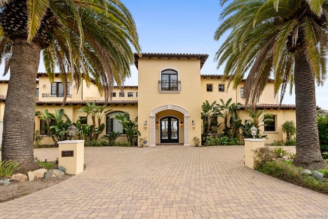 18233 Via Ambiente in Rancho Santa Fe, CA - Building Photo - Building Photo