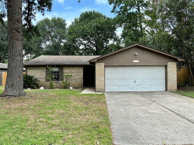 2111 Rycroft Dr in Spring, TX - Building Photo - Building Photo