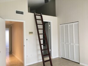 7799 SW 102nd Ln in Miami, FL - Building Photo - Building Photo