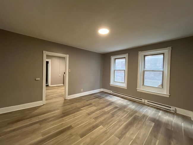 1012 Evans St in Bethlehem, PA - Building Photo - Building Photo